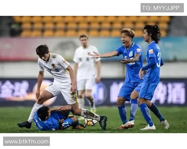 重庆羽毛球队力量争议引发热议球迷与专家观点交锋探讨竞技精神