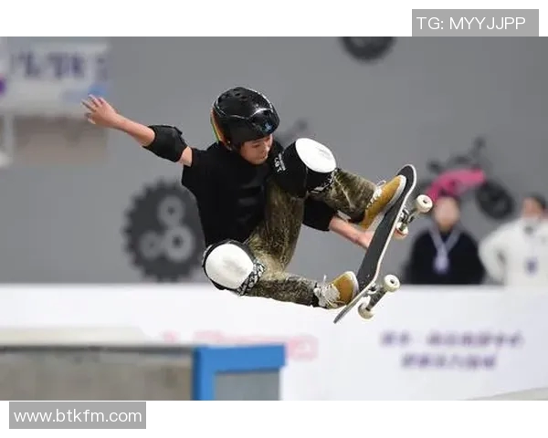 成都滑板队引领潮流最新滑板配合TOP10精彩呈现