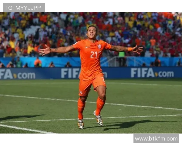 足球明星眼神中的故事与沧桑岁月的深刻表达 足球明星眼神中的故事与沧桑岁月的深刻表达